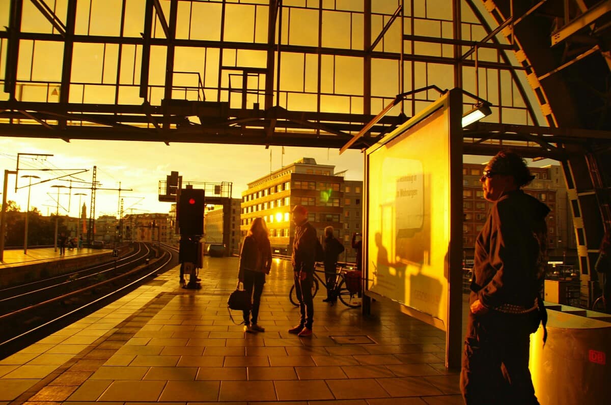Sonnenuntergang Alexanderplatz | Foto Ron Kirchner